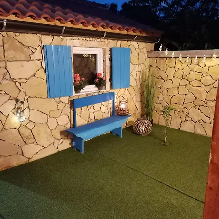Golden Dream Apartment