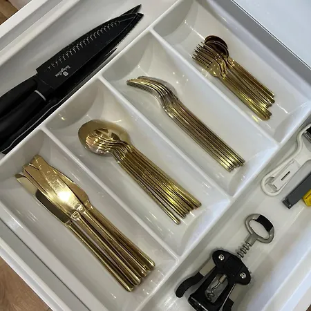 Golden Dream Apartment